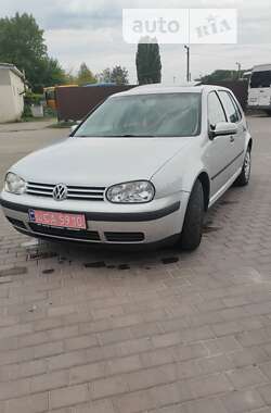 Хэтчбек Volkswagen Golf 2000 в Барышевке