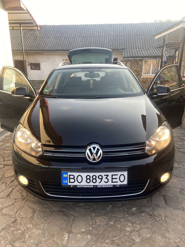Універсал Volkswagen Golf 2011 в Бучачі
