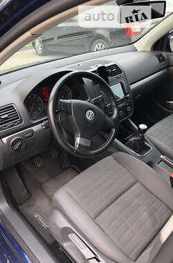 Хэтчбек Volkswagen Golf 2007 в Тернополе