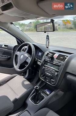 Универсал Volkswagen Golf 2007 в Черновцах