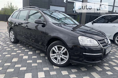 Универсал Volkswagen Golf 2009 в Шепетовке