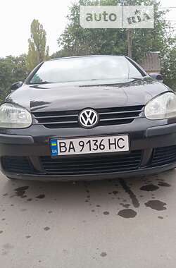 Хетчбек Volkswagen Golf 2004 в Кропивницькому