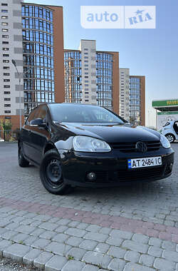 Хетчбек Volkswagen Golf 2006 в Івано-Франківську