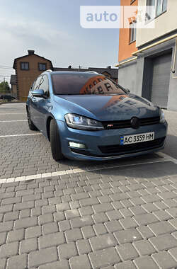 Універсал Volkswagen Golf 2013 в Вінниці