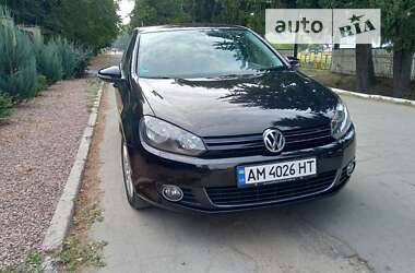 Хэтчбек Volkswagen Golf 2012 в Житомире