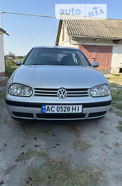 Хетчбек Volkswagen Golf 1999 в Рівному