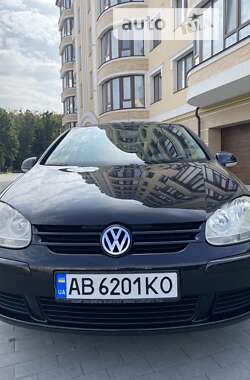 Хетчбек Volkswagen Golf 2005 в Вінниці