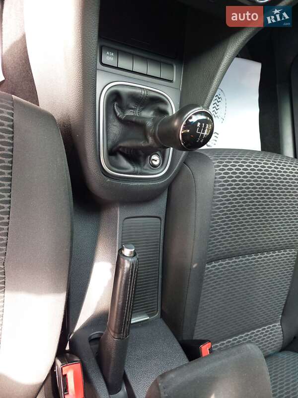 Универсал Volkswagen Golf 2012 в Львове