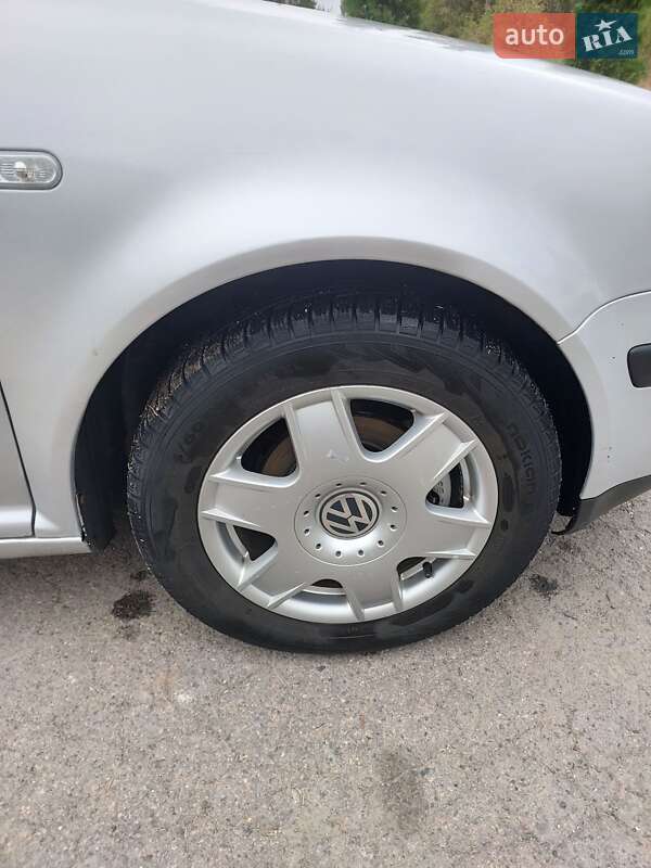 Хэтчбек Volkswagen Golf 2003 в Звенигородке фото 58 Хэтчбек Volkswagen Golf 2003 в Звенигородке