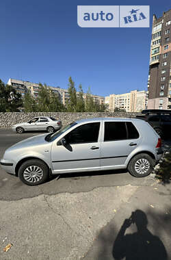 Хэтчбек Volkswagen Golf 1998 в Украинке