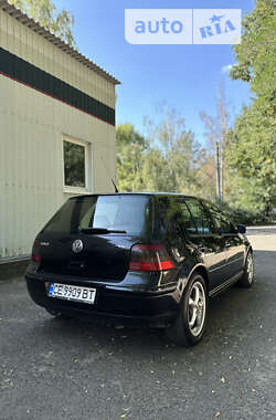 Хетчбек Volkswagen Golf 1999 в Чернівцях