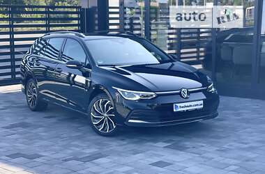 Универсал Volkswagen Golf 2021 в Ровно