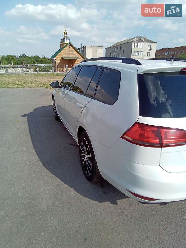 Універсал Volkswagen Golf 2016 в Тульчині