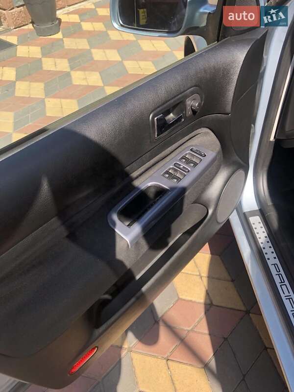 Універсал Volkswagen Golf 2004 в Мукачевому