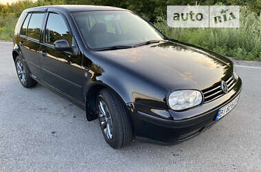 Хетчбек Volkswagen Golf 2000 в Заводське