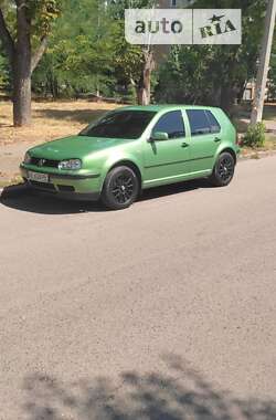 Хетчбек Volkswagen Golf 2000 в Кривому Розі