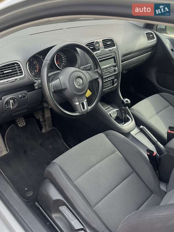 Volkswagen Golf 2011