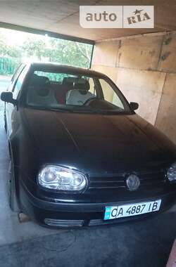 Хэтчбек Volkswagen Golf 1999 в Смеле