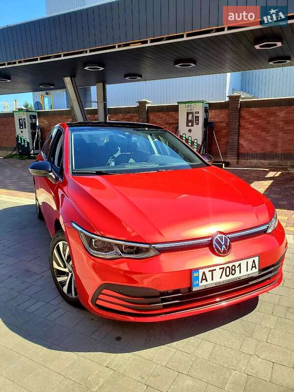 Хетчбек Volkswagen Golf 2022 в Івано-Франківську