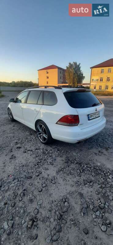 Універсал Volkswagen Golf 2012 в Бердичеві