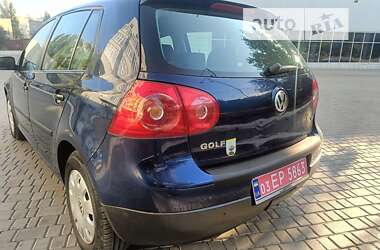 Хэтчбек Volkswagen Golf 2006 в Одессе