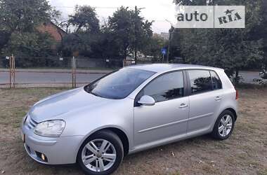 Хэтчбек Volkswagen Golf 2006 в Виннице