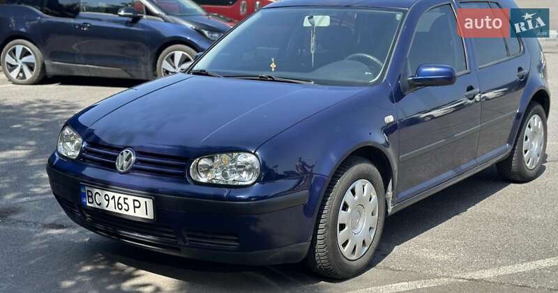 Volkswagen Golf 2002
