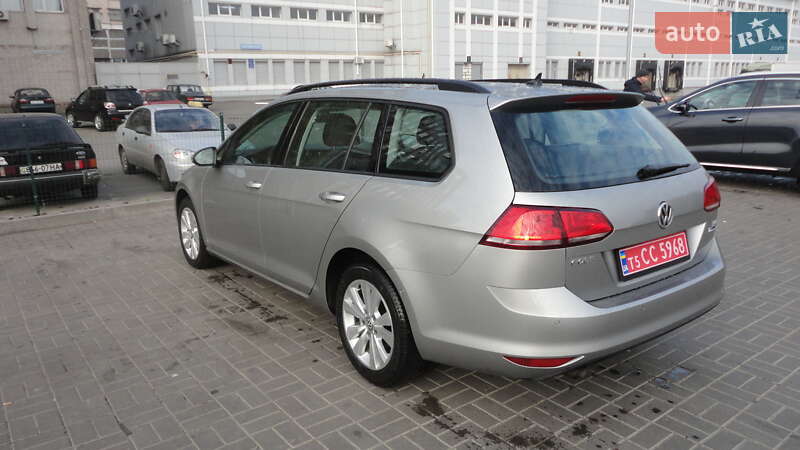 Универсал Volkswagen Golf 2015 в Днепре