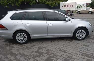 Универсал Volkswagen Golf 2010 в Луцке