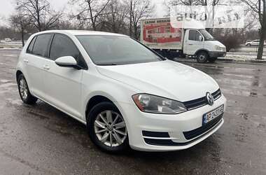 Хетчбек Volkswagen Golf 2014 в Запоріжжі