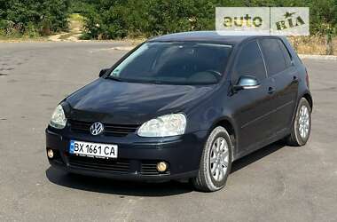 Хетчбек Volkswagen Golf 2005 в Дунаївцях