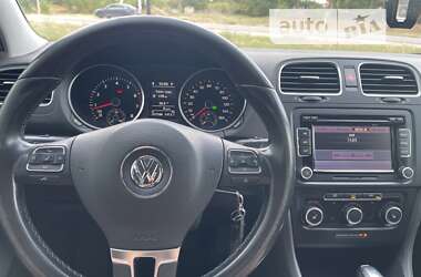 Хэтчбек Volkswagen Golf 2013 в Киеве