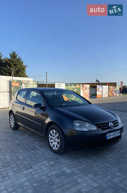 Хетчбек Volkswagen Golf 2003 в Попільні