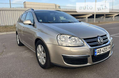 Універсал Volkswagen Golf 2009 в Києві