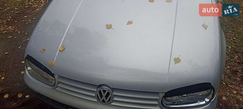 Хэтчбек Volkswagen Golf 1999 в Черновцах