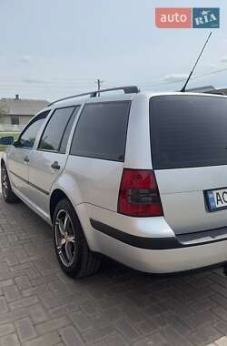 Универсал Volkswagen Golf 2001 в 