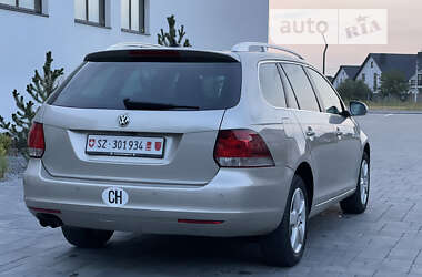 Универсал Volkswagen Golf 2012 в Луцке