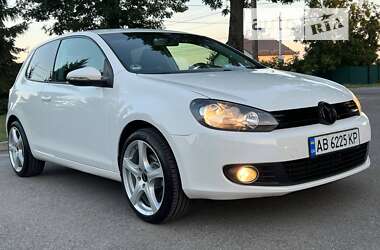 Хэтчбек Volkswagen Golf 2009 в Виннице