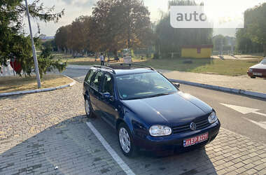 Універсал Volkswagen Golf 2001 в Луцьку