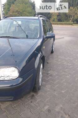 Универсал Volkswagen Golf 2001 в Луцке