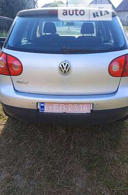 Хэтчбек Volkswagen Golf 2006 в 