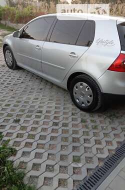 Хэтчбек Volkswagen Golf 2007 в Тернополе