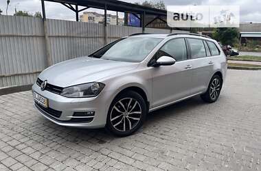 Универсал Volkswagen Golf 2016 в Каменец-Подольском