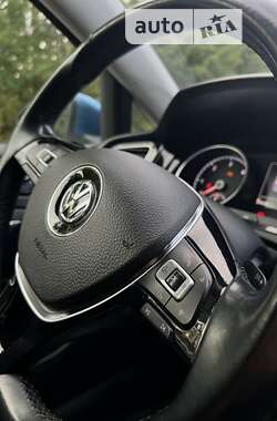 Универсал Volkswagen Golf 2013 в Житомире