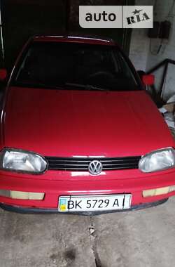 Хэтчбек Volkswagen Golf 1995 в Ковеле