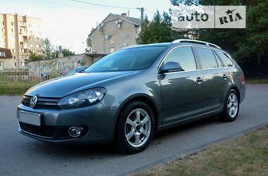 Універсал Volkswagen Golf 2011 в Луцьку