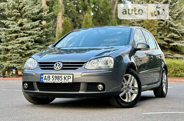 Хэтчбек Volkswagen Golf 2008 в Виннице