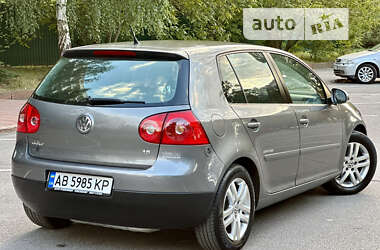 Хэтчбек Volkswagen Golf 2008 в Виннице