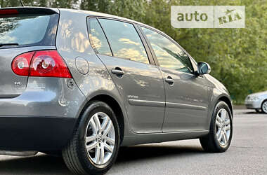 Хэтчбек Volkswagen Golf 2008 в Виннице