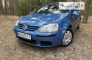 Хетчбек Volkswagen Golf 2004 в Охтирці